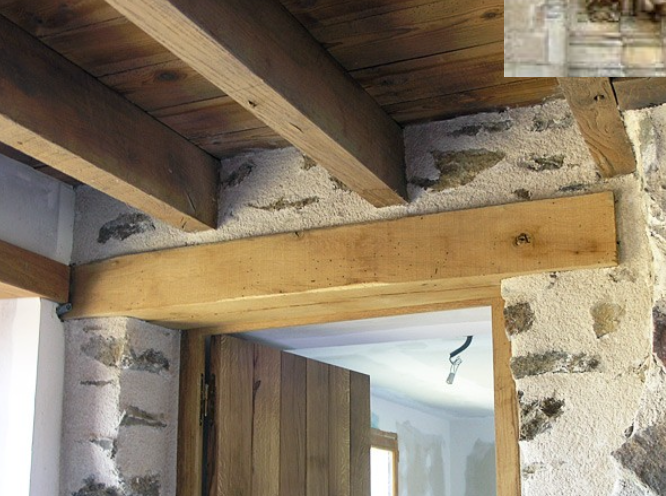 <p>bloc de pierre/metal/beton etc de forme droite qui couvre la partie haute de baie</p>