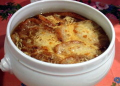 <p>soup (French onion soup)</p>