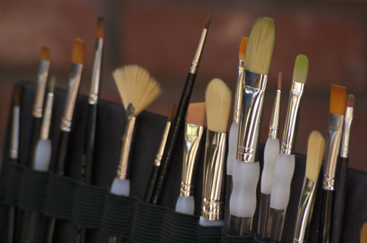 <p>brush</p>