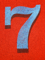 <p>7</p>