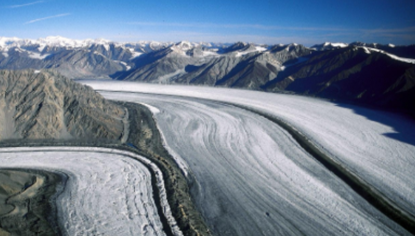 <p>What kind of glacier is this?</p>