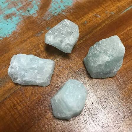<p>aquamarine</p>