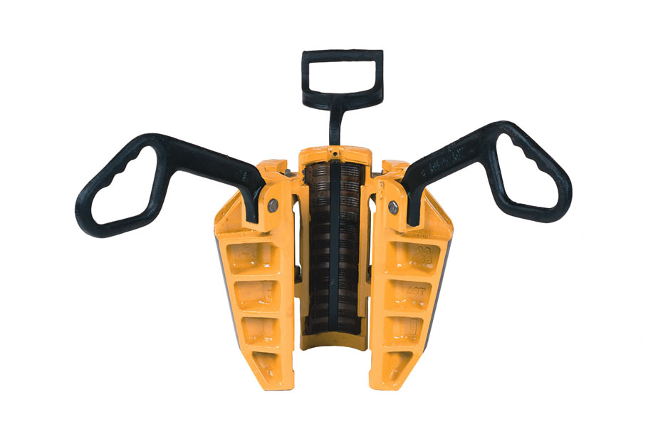 <p>Details: Heavy-duty rotary slips split into DU Regular (165 Ton) and DU Long (180 to 250+ Ton). Feature a high contact length and flexible handles.</p>