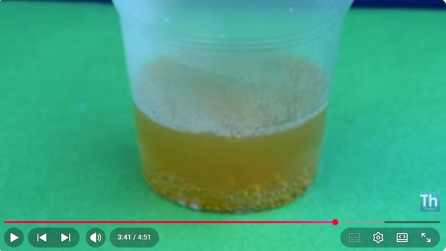 Растворяется в концентрированной серной, азотной кислотах и «царской водке» [END]