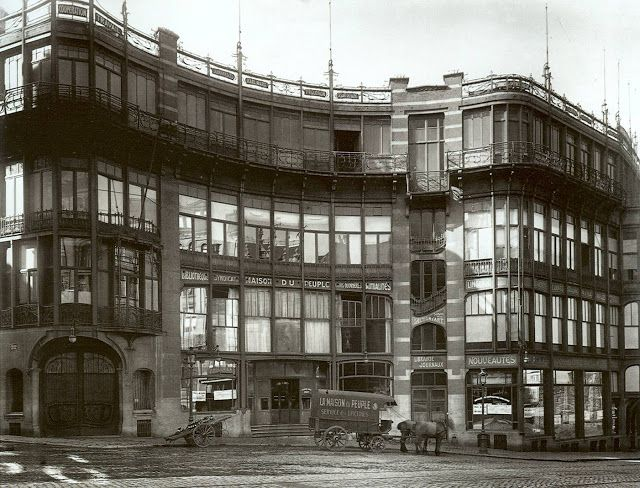 <p>Maison du Peuple</p>