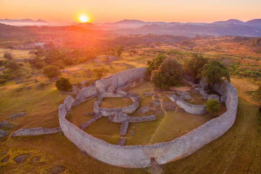 <p>Great Zimbabwe</p>