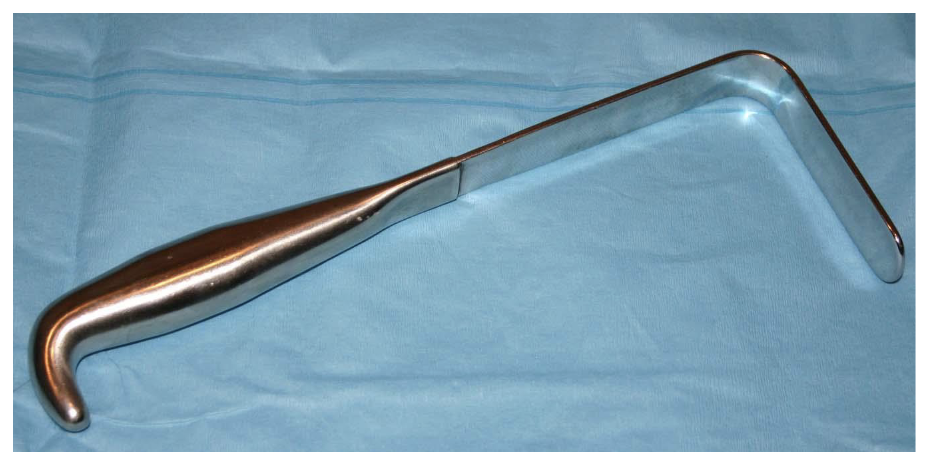 <p>Right Angle Retractor (Heaney Retractor)</p>
