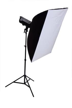 <p>Increases the size of the light source, making light travel softer and shadows less harsh. Best for controlling lighting contrast, producing soft, flattering lighting on subjects in studio or controlled setups.</p>