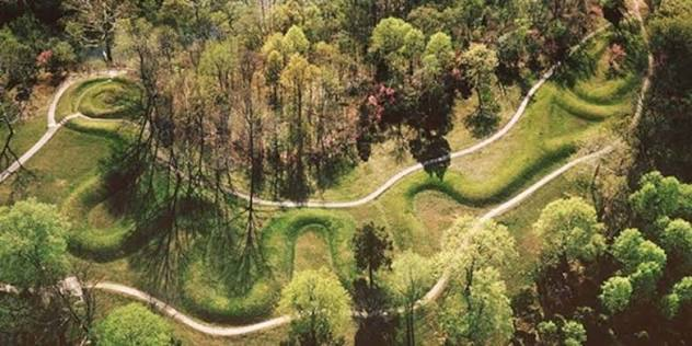<p>Great Serpent Mound Culture/Period/Location</p>
