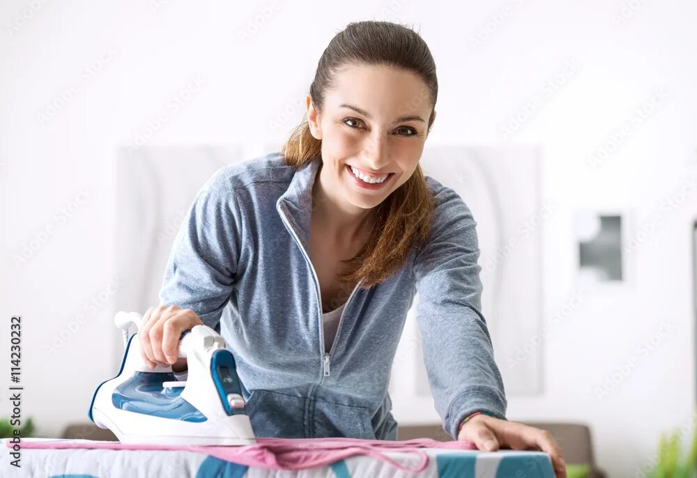 <p>An efficient housewife maximizes time and energy by creating structured routines, meal planning, and utilizing cleaning schedules</p><p>[ɪˈfɪʃ.ənt ˈhaʊs.waɪf]</p>