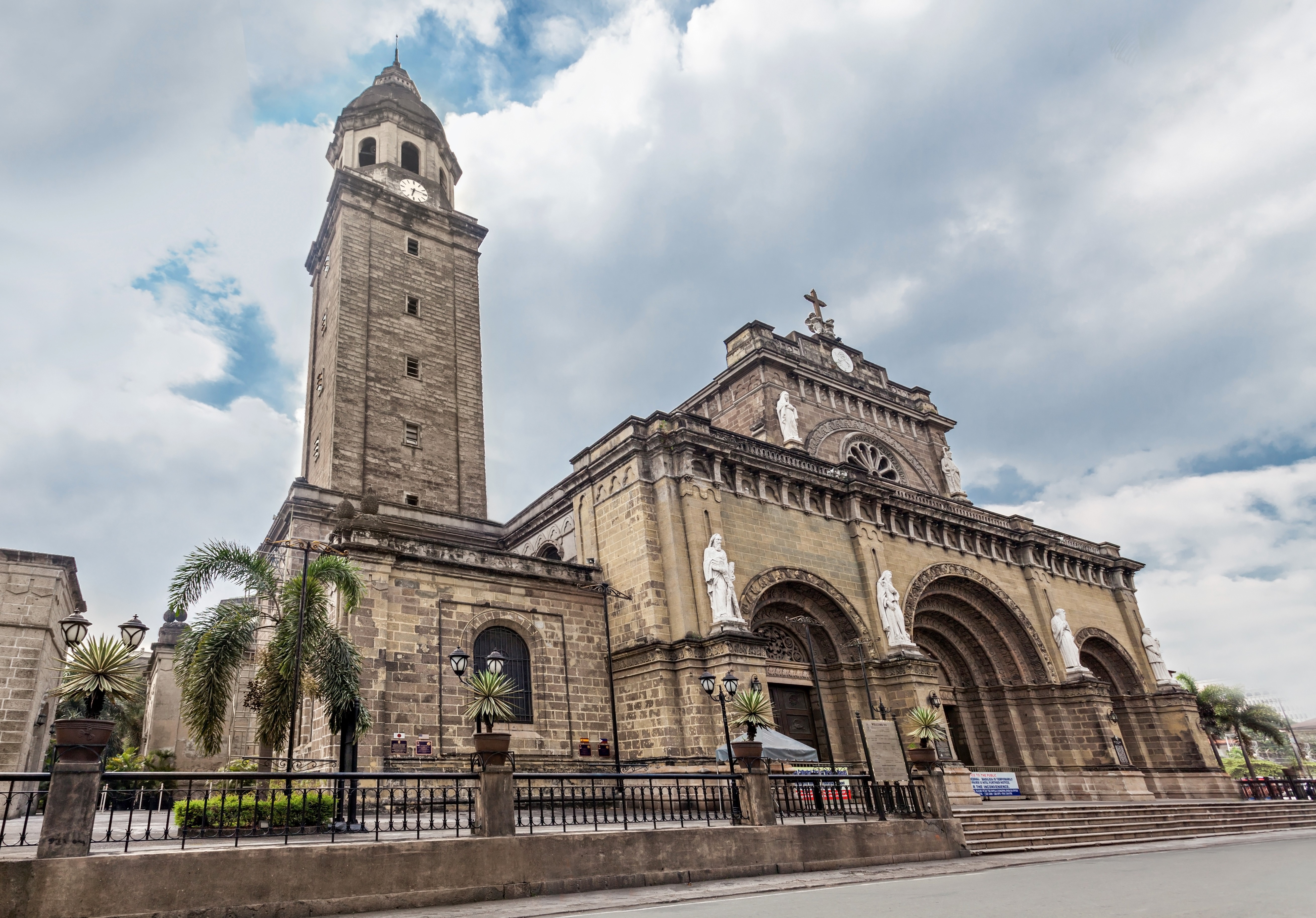 <p><span>One of seven Intramuros churches; first built in 1581, raised to a cathedral by Fr. Domingo Salazar, and repeatedly rebuilt after disasters.</span></p>