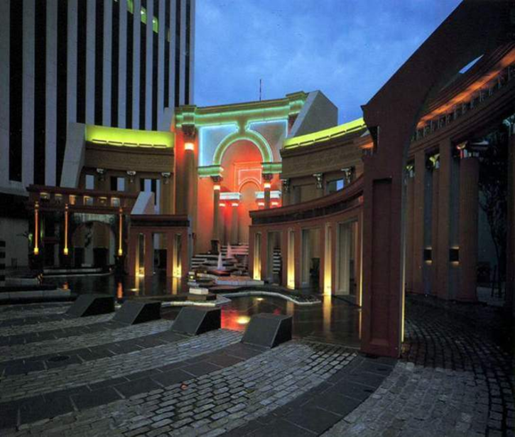 <p><em>Piazza D’Italia</em> (1976-1980)</p><p>Charles Moore</p><p style="text-align: left;">New Orleans, Louisiana</p>