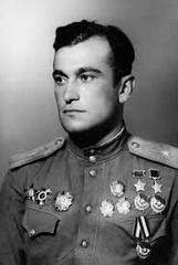 <p>радянський льотчик-ас, учасник Другої світової війни. заслужений льотчик-випробувач СРСР</p>