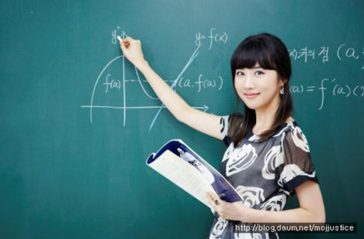 <p>Teacher</p>