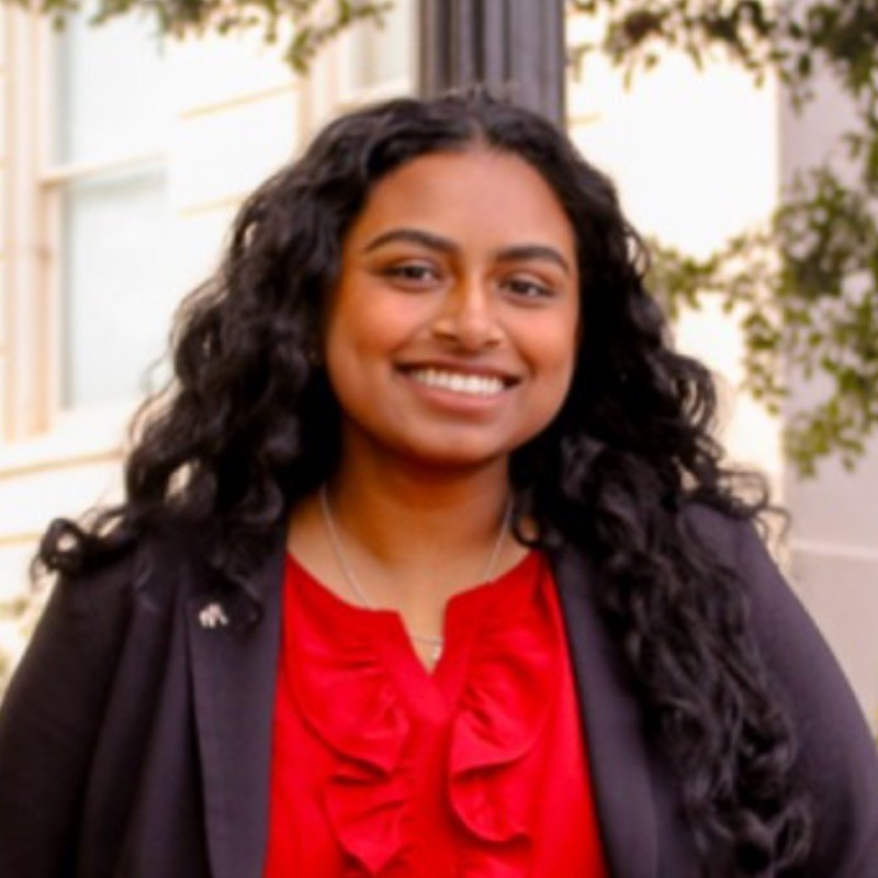 <p>neha eloore</p>