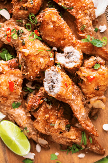 <p>Stuffed crispy chicken wings</p>