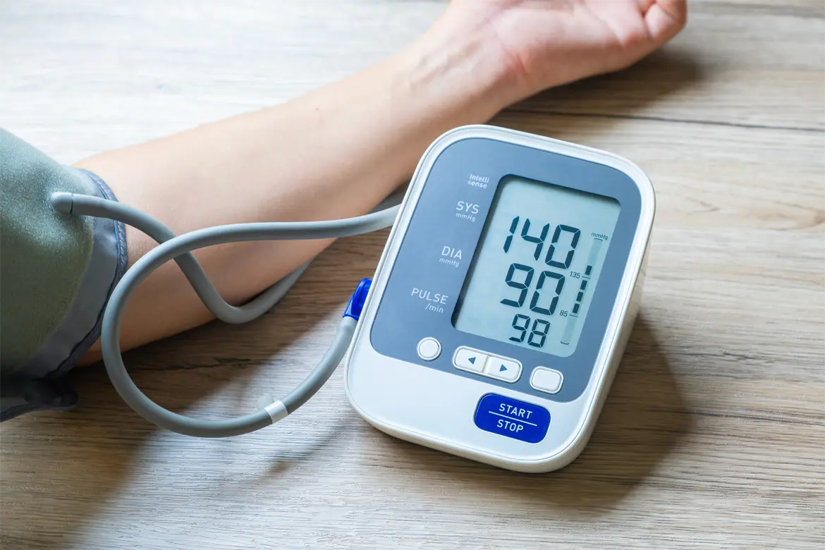 <p><strong>Measuring blood pressure</strong> </p>