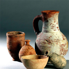 <p>(n) ...coins are among the most durable of our artefacts... đồ tạo tác, cổ vật</p>