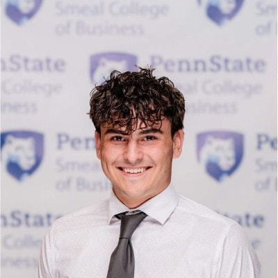 <p><span style="background-color: transparent; font-family: "Times New Roman", serif;"><strong>Luke Rivardo</strong></span></p>