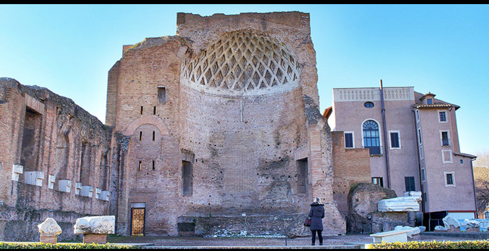 <p>Temple of Venus and Roma</p>