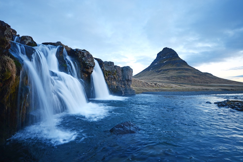 <p>What energy is water flowing down a river?</p>
