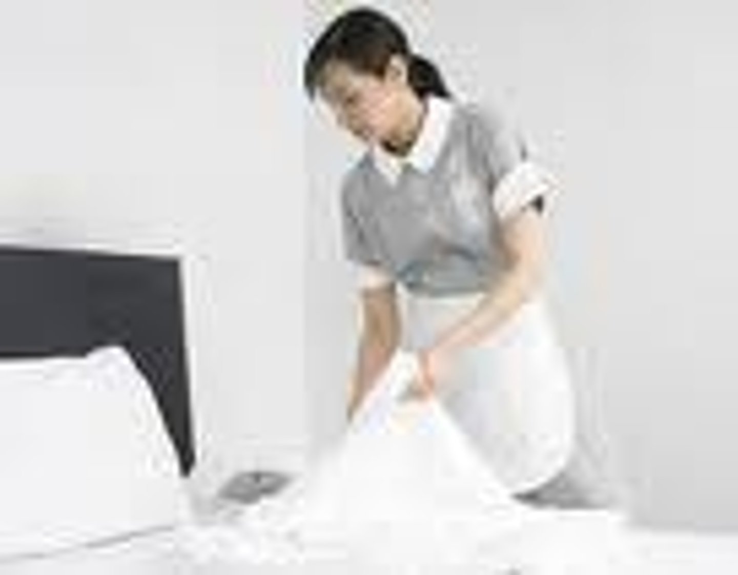 <p>sheets, to change the sheets</p>