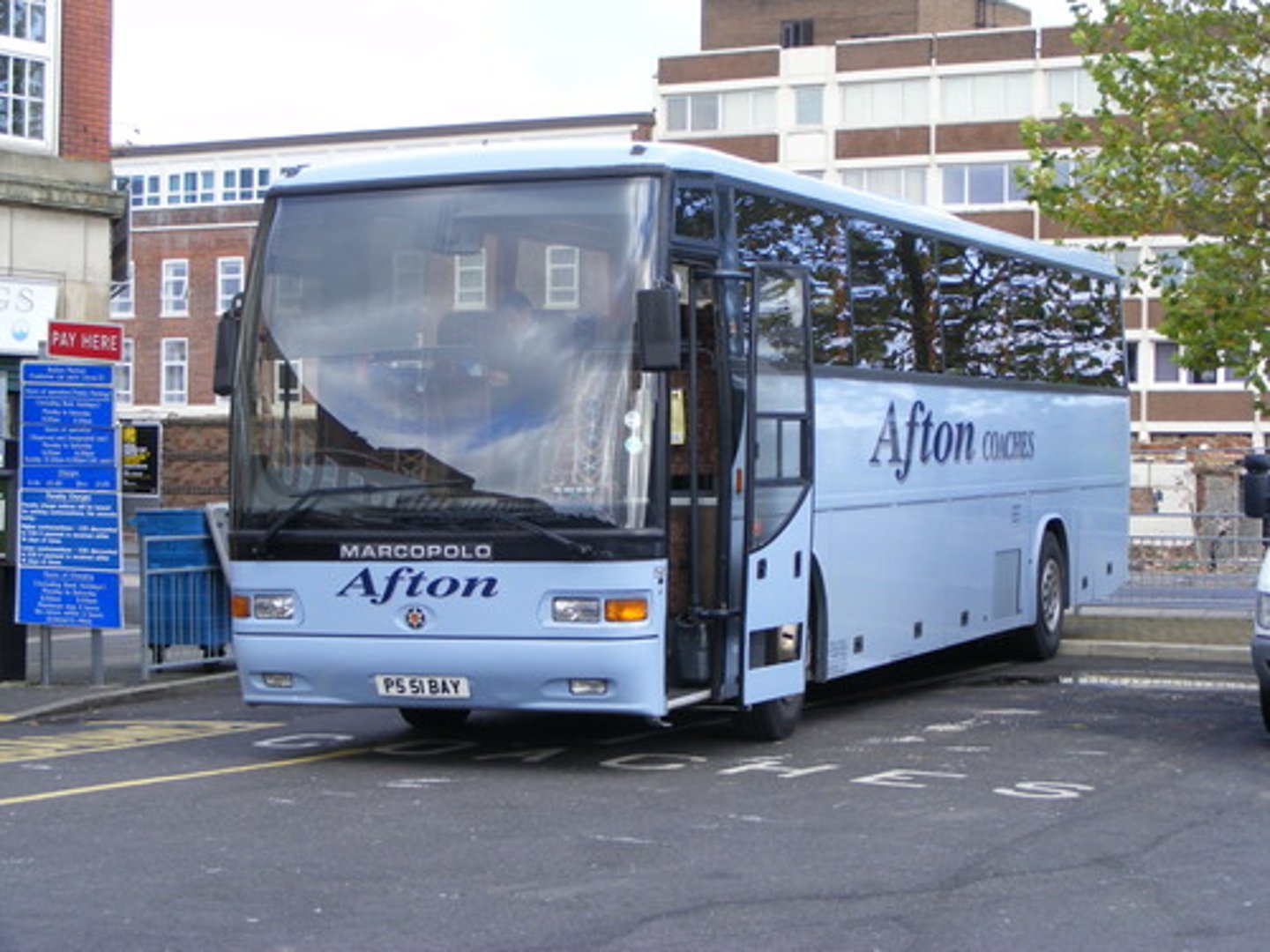 <p>We went by coach</p>