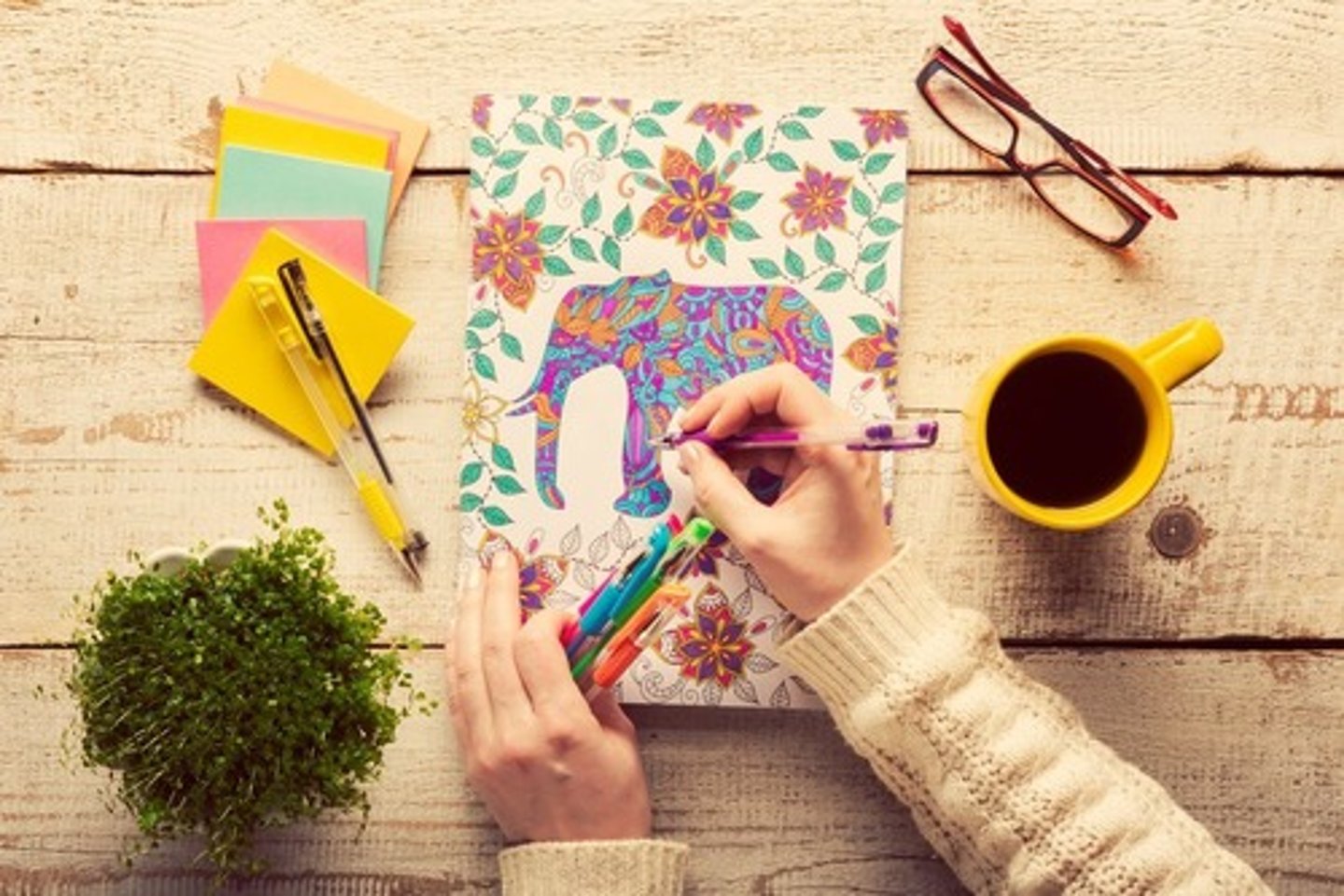 <p><strong>креативний, творчий</strong></p><p></p><p>She is very c___ and loves drawing.</p><p>My friend is c___ and writes stories.</p><p>He is c___, and painting is his hobby.</p>