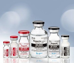 <p>It inhibits the conversion of prothrombin to thrombin, blocking the conversion of fibrinogen to fibrin.</p>