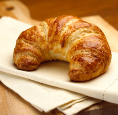 <p>flaky crescent-shaped French pastry Example: I love eating a warm buttery _____ for breakfast. bánh sừng bò c Bánh xốp nhiều lớp hình sừng bò truyền thống Pháp. UK: /ˈkwæs.ɒ̃/ | US: /kwɑːˈsɑːnt/</p>