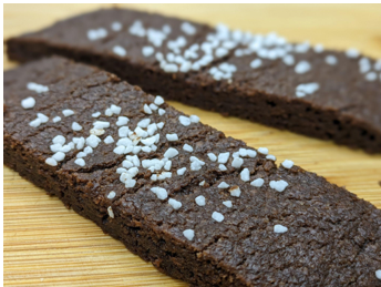 <p>Mostly crunchy chocolate cookie with coconut vibes. Pearl sugar. Vegan!</p>