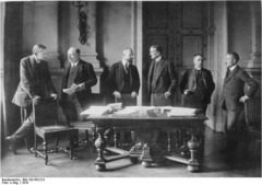<p>The great rulers and countries excluding Germany and Russia met at Versailles to negotiate the repercussions of the war; leaders included Loyd George (Britain), Woodrow Wilson (America), Clemenceau (France) and Italy. The Treaty of Versailles was made but not agreed to be signed and the conference proved unsuccessful.</p>