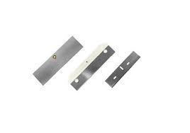 <p>cutting and dissecting; used for harvesting a split-thickness skin graft</p>