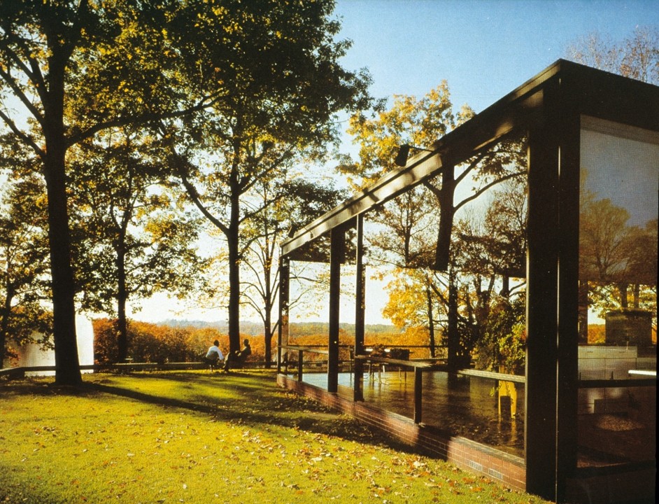<p>Glass House</p>