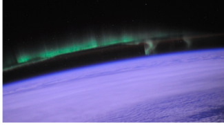 <ul><li><p>temperature becomes very high and meteors become “excited”</p></li><li><p>northern lights, satellites and space shuttles orbit here</p></li></ul><p></p>