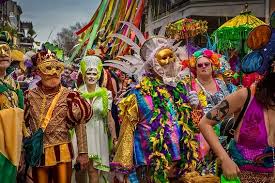 <p>Which two cities are named as the biggest hosts of Mardi Gras/Carnival celebrations?</p>