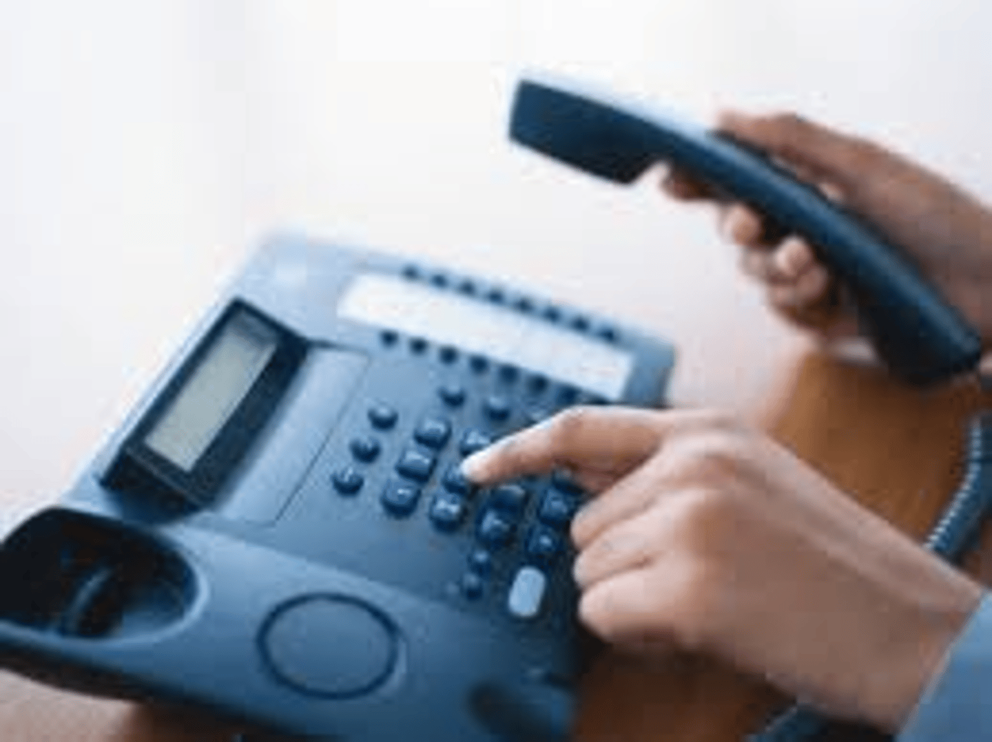<p>to dial, mark, score</p>
