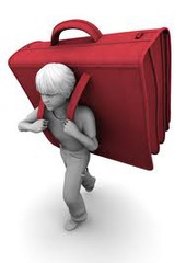 <p>to carry, wear</p>