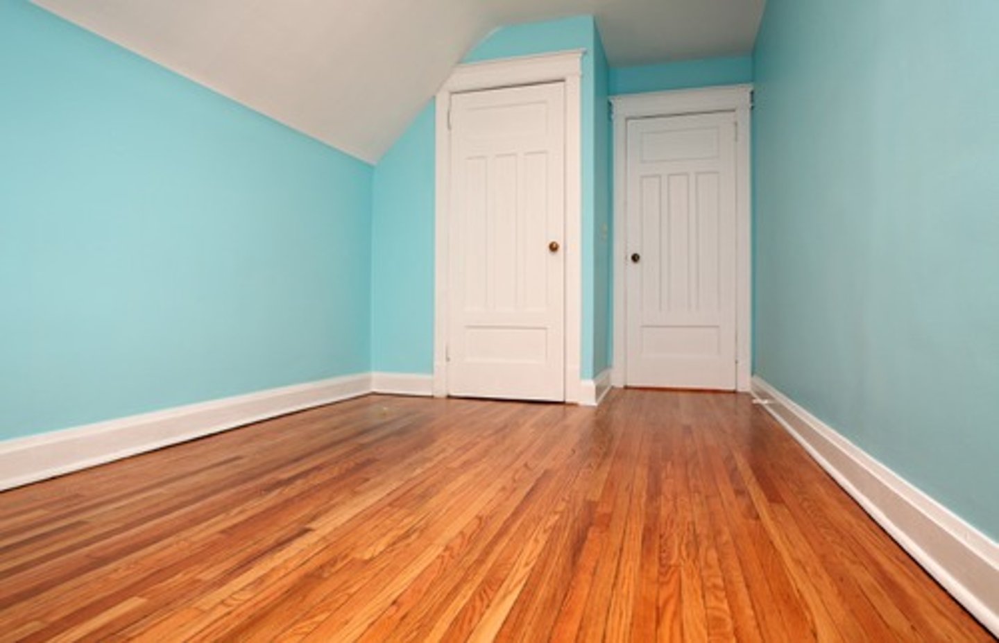 <p>room</p>