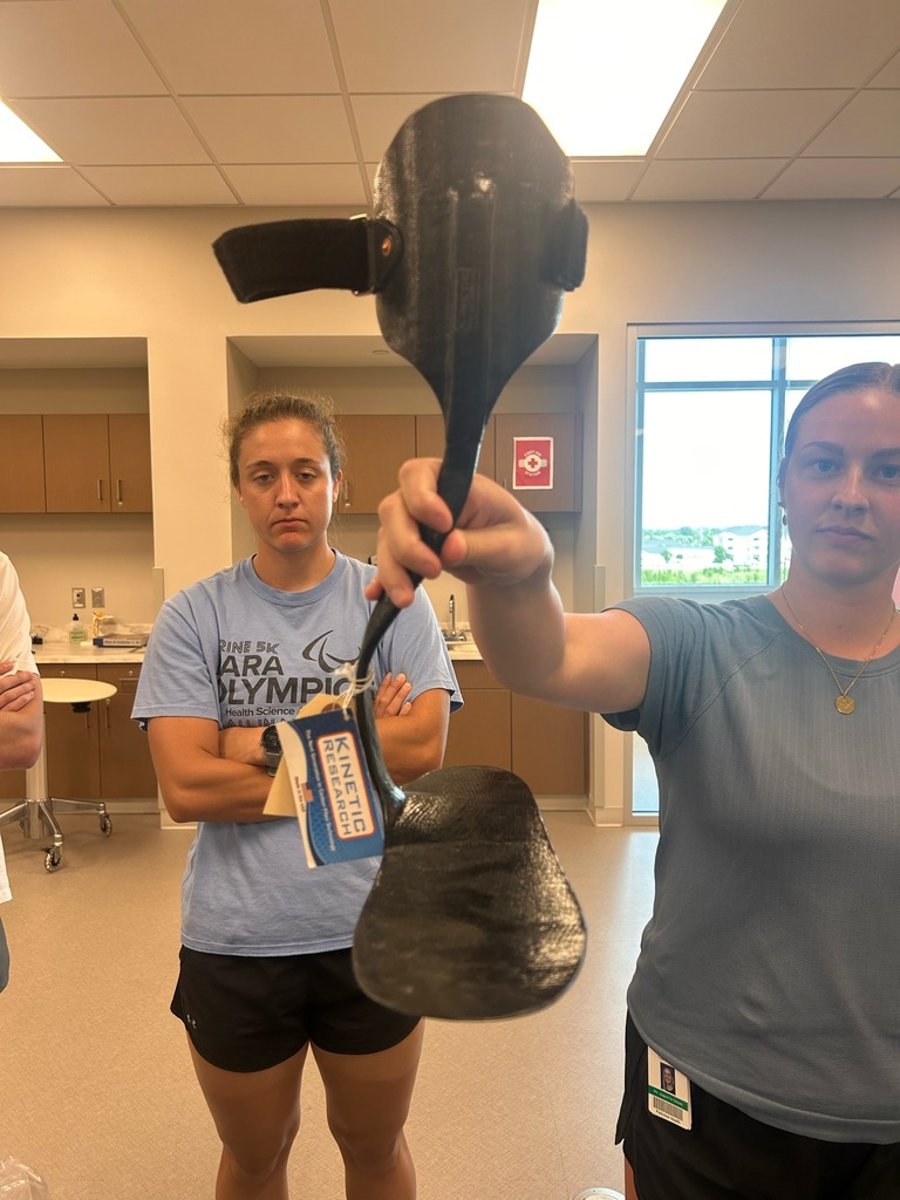 <p>**crouch gait CP, SCI</p><p>**provides knee extension moment during gait</p><p>**should apply pressure just below patella</p>