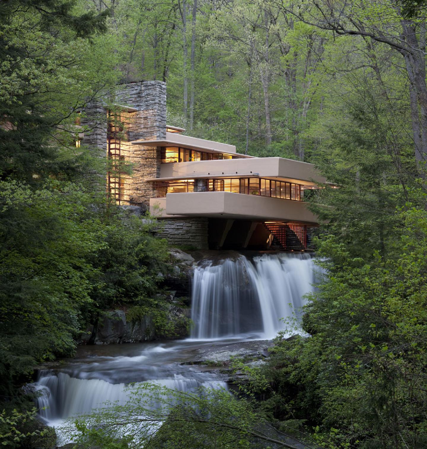 <p><span style="font-family: "Gill Sans Nova Light";"><strong>Kaufmann House (Fallingwater)</strong></span></p>