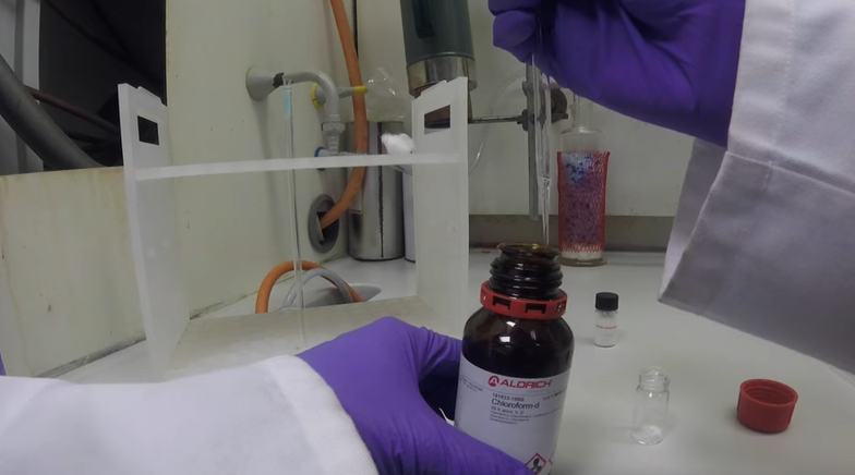 <p><span>How much solvent is used here?</span></p>