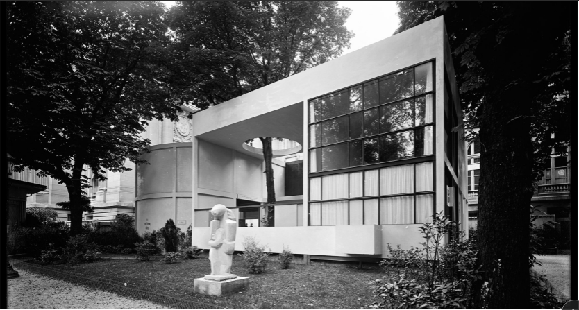 <p>Who designed the L’Esprit Nouveau Pavilion?</p>