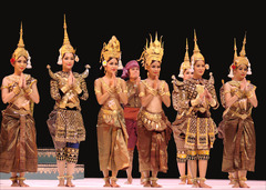<p>(n): phong tục</p>