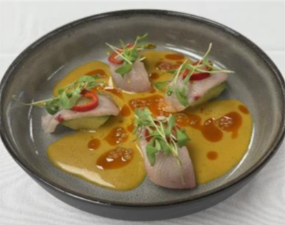<p>HAMACHI CRUDO</p>