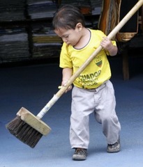 <p>/ɪnˈdʌstriəsnəs/ noun sự siêng năng, cần cù His industriousness helped him build a successful business.</p>