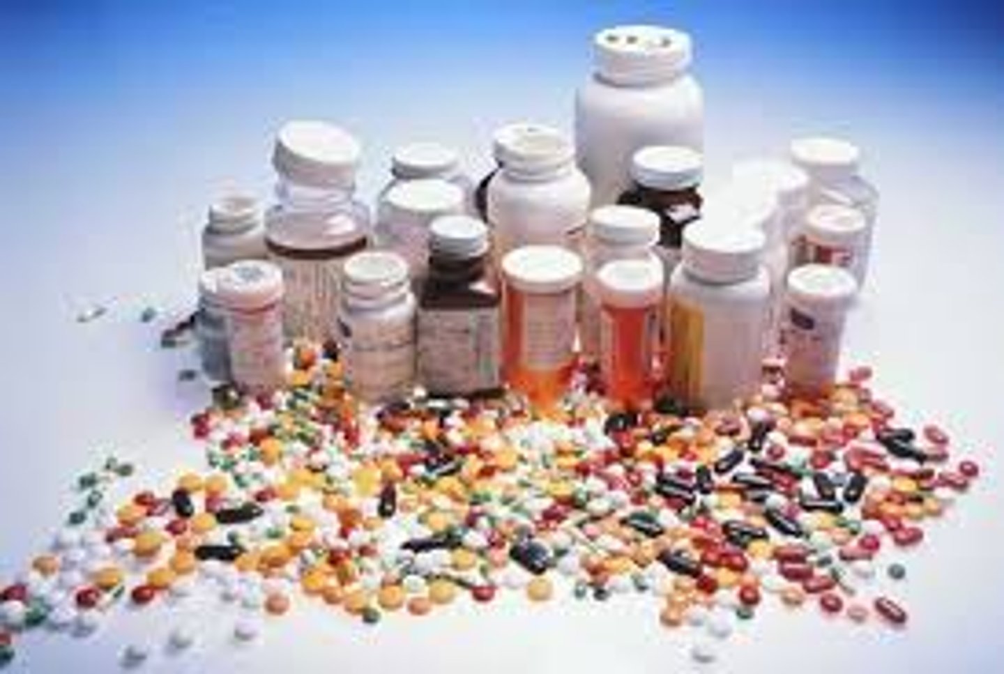 <p>a solution or remedy for all difficulties or diseases.</p>