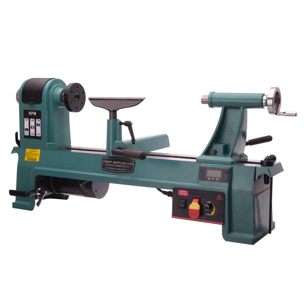 <p>Machine tool that rotates a workpiece around a central axis while a stationary cutting or shaping tool is applied to it.</p>