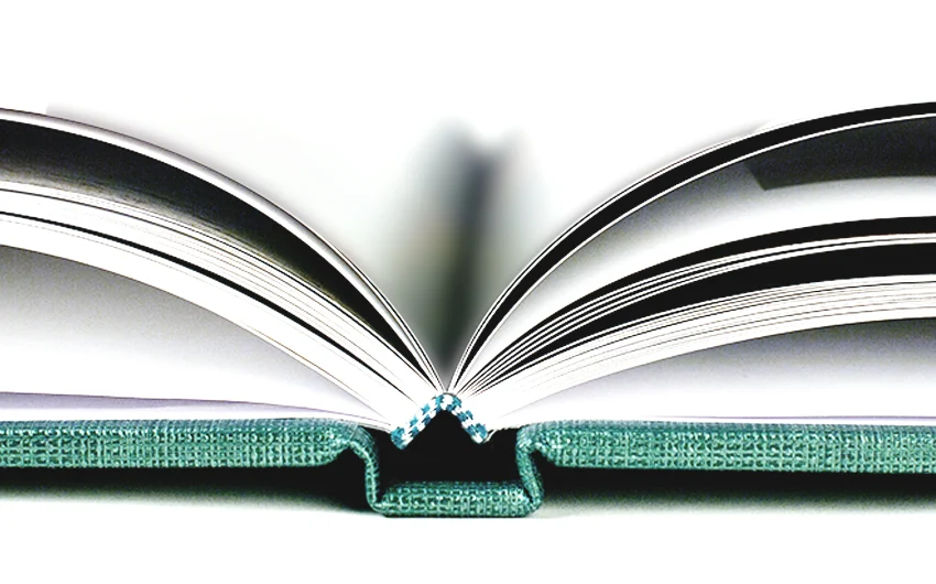 <p>sách bìa cứng</p>