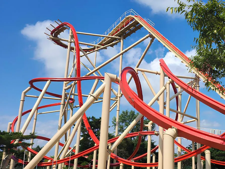 <p><strong>Gyeongju World</strong></p><p class="has-focus">Raptor Track</p>